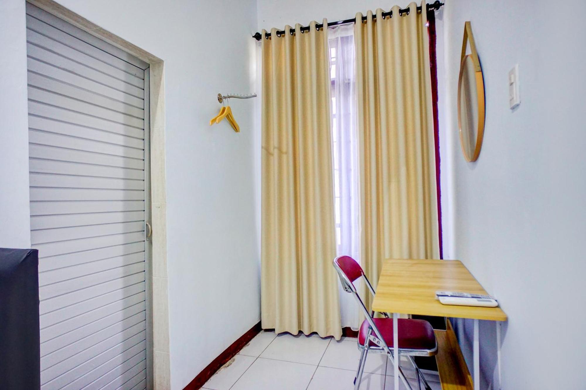 Hotel O Krakatau Near Universitas Muhammadiya Sumatra Utara Umsu เมดาน ภายนอก รูปภาพ